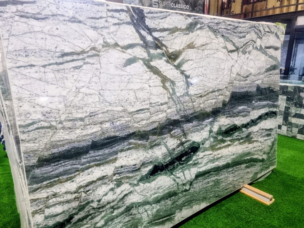 Light green quartzite of Forest Green quartzite
